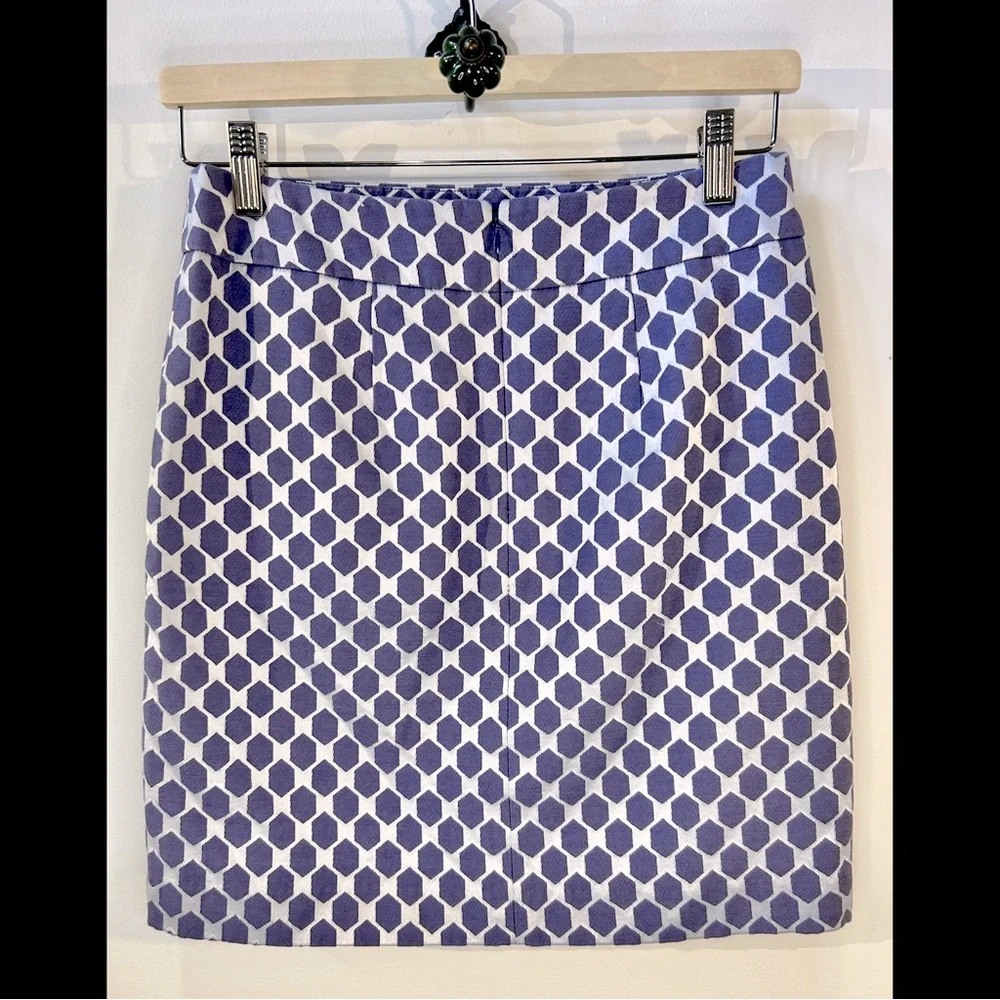 LAST CHANCE Ann Taylor Loft Purple Geometric Design Pencil Skirt size 0 - Picture 2 of 7